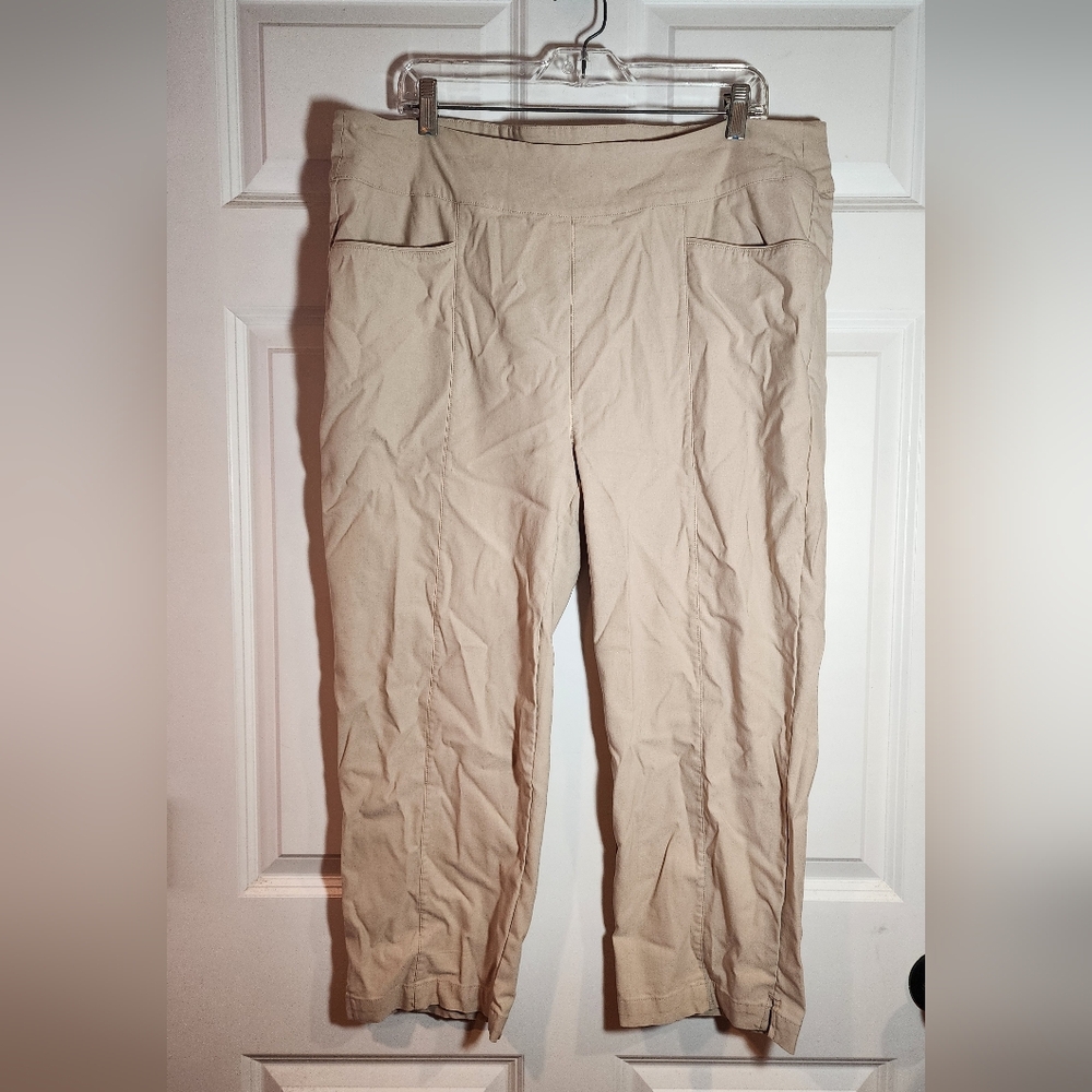 Lopez DeLux Dri Stretchy Pull On Tan Cropped Pants Size 18
